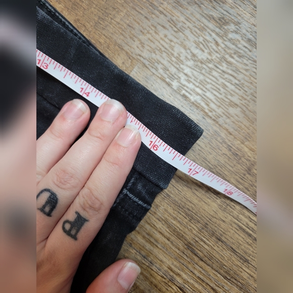 FREE W BUNDLE American Eagle high waisted skinny jeans - Picture 7 of 13